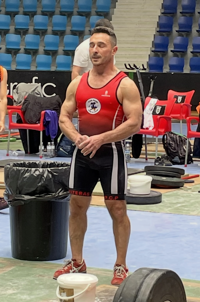Antonio Martínez Cabello, entrenador del Club Pesas Ciutat de Palma, en competición